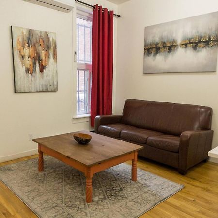 Villa Heart Of Mtr For Memorable Experience 7Minmetro 2 Backyard Fully Equipped Montréal Esterno foto